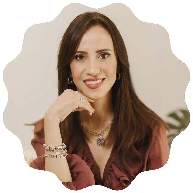 Fabíola Simões
